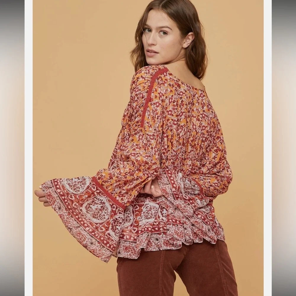 🇺🇸FIRM PRICE🇺🇸Free people Lorriane Tiered Kimono top